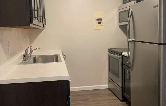 1 bed, 1 bath, 650 sqft, $940, Unit N-1019