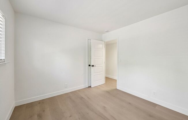 4 beds, 2 baths, $6,495