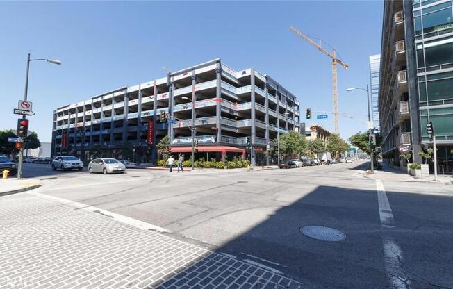 1 bed, 1 bath, 700 sqft, $2,750, Unit 1213