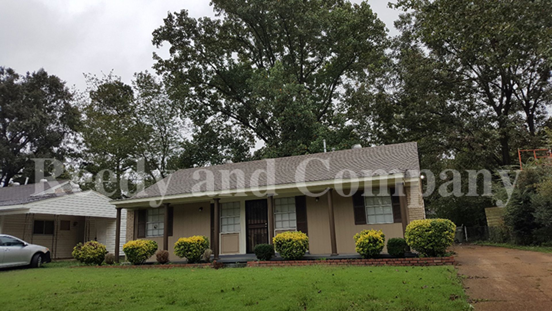 Welcome to 4173 Cottonwood Rd!