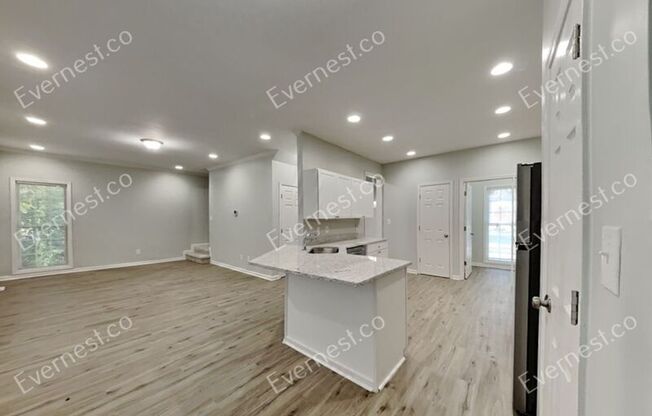 66 HOLLY RD NW