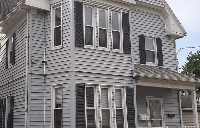 19 Metcalf Avenue, Unit 2