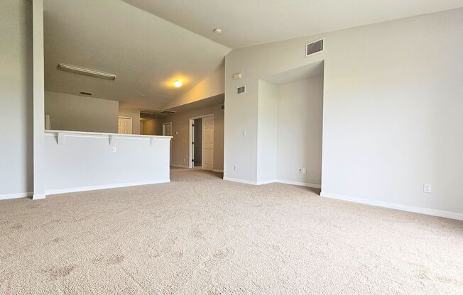 Charming 3-Bedroom Home in Convenient Lehigh Acres Location