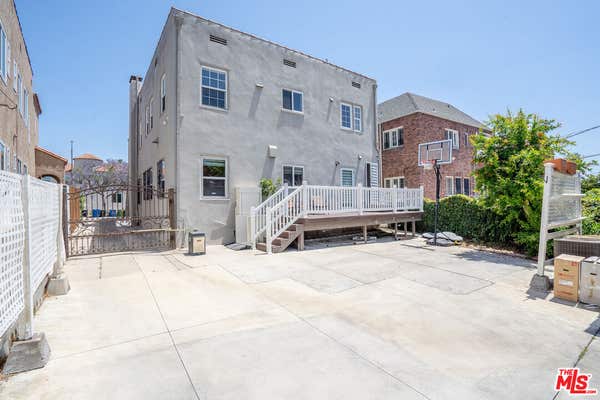 1049 S Mansfield Ave