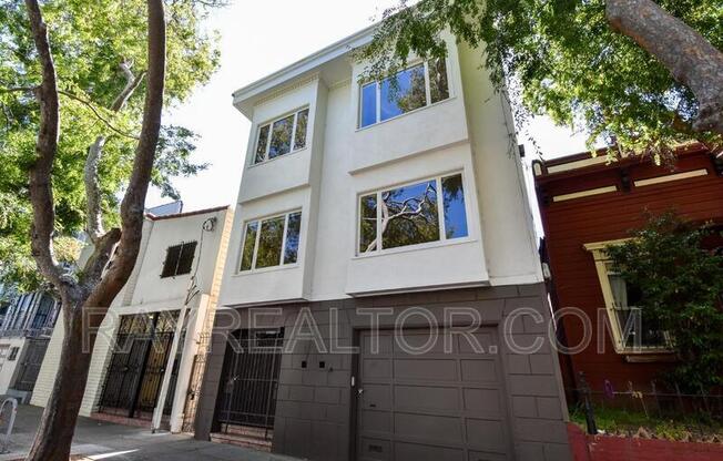 2762 FOLSOM ST