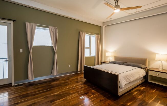 2 beds, 2 baths, 2,150 sqft, $4,700, Unit 03