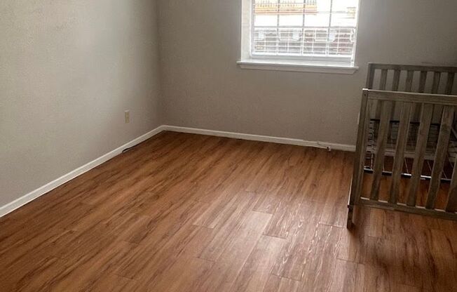 2 beds, 1 bath, 750 sqft, $1,000, Unit K708 - 307 - 109