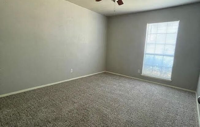 3 beds, 1 bath, $1,850