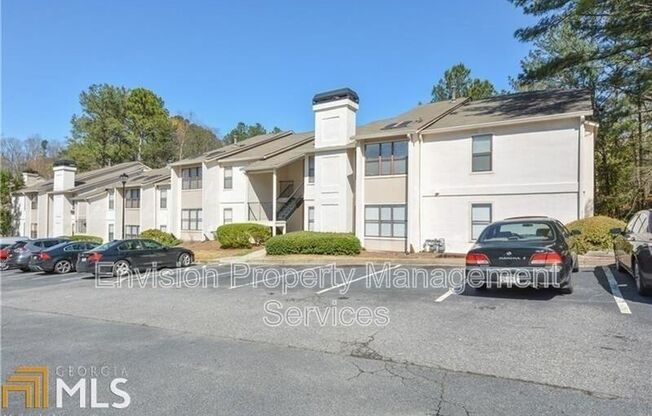 1404 HUNTINGDON CHASE