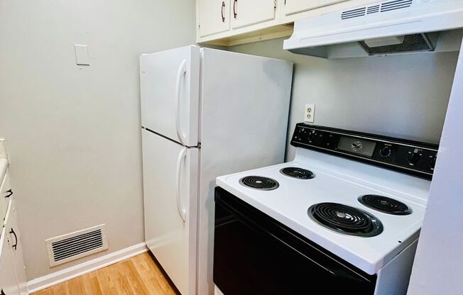 1 bed, 1 bath, 725 sqft, $725, Unit 118 W Ormsby #A1