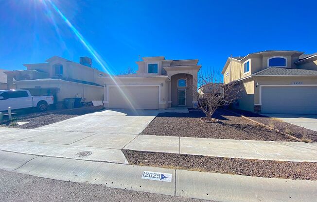 Northeast El Paso 4 Bed Plus Loft w/ Refrig A/C