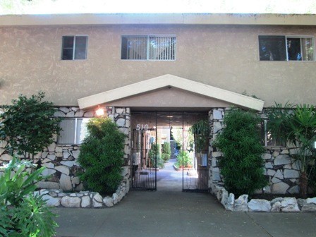 1 bed, 1 bath, $1,595, Unit 18