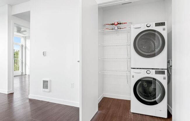 1 bed, 1 bath, 637 sqft, $2,595, Unit 323