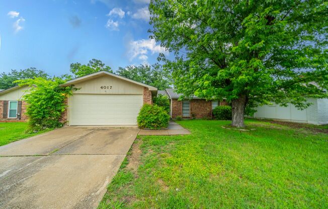 Move-In Ready 3-bed 2-bath!