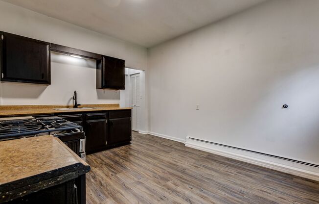 Available NOW - Updated 3 Bedroom Home in the South Side Slopes!