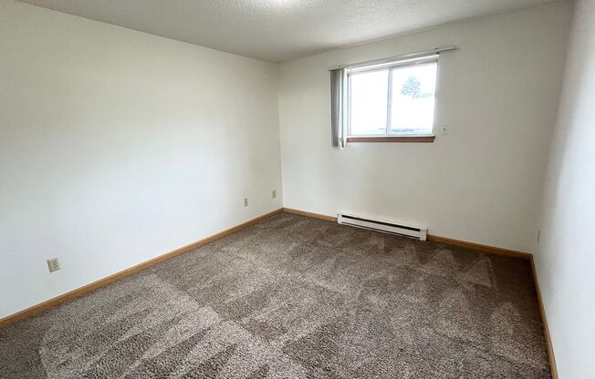 2 beds, 1 bath, 790 sqft, $770, Unit 2502-105