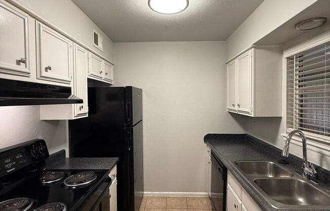 2 beds, 2 baths, 931 sqft, $1,185, Unit 14-1402