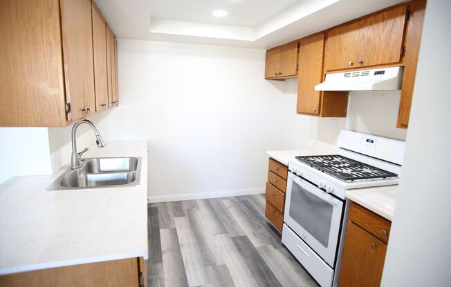 Nicely updated 2bd/1ba in NOHO Arts District