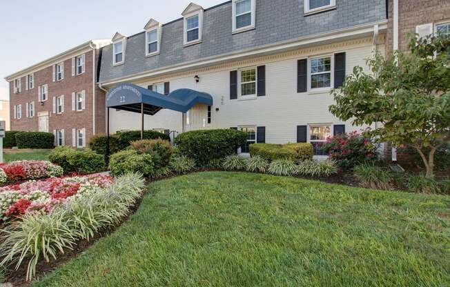 Another view of the entrance to leasing office and landscape