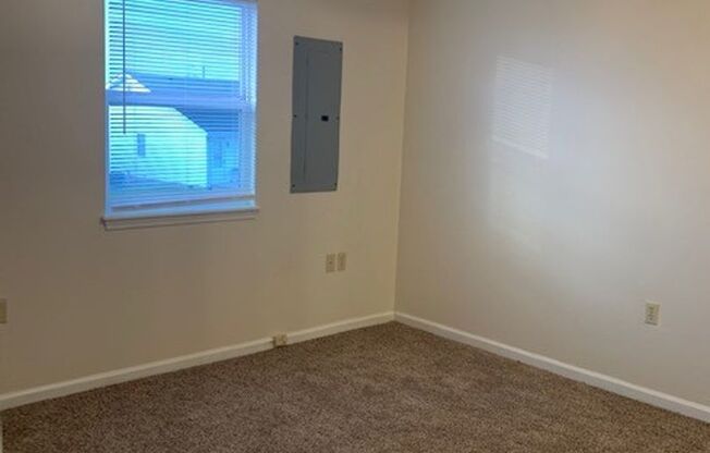 2 beds, 2 baths, 1,000 sqft, $1,025, Unit 409 Noble King