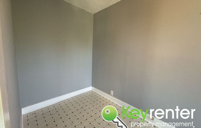 3 beds, 1 bath, $2,450