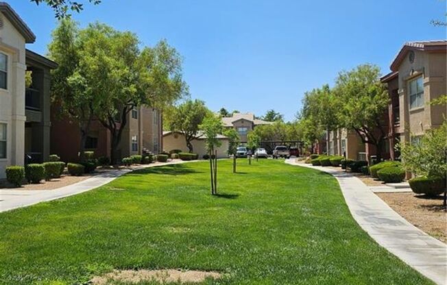 1 bed, 1 bath, $1,300