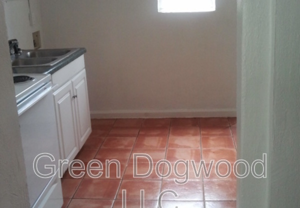 443 DARGAN PL SW