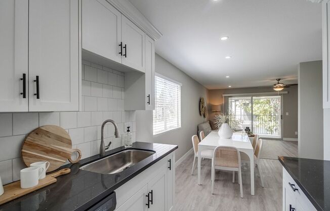 1 bed, 1 bath, 780 sqft, $2,245, Unit 4751-23