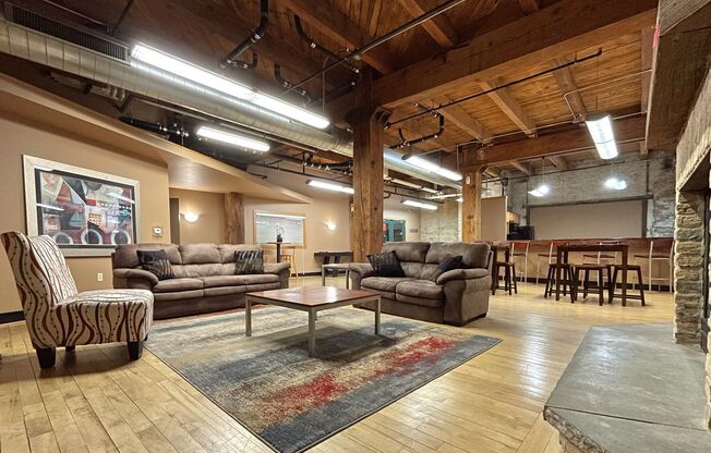 3 beds, 2 baths, 1,512 sqft, $2,700, Unit 206