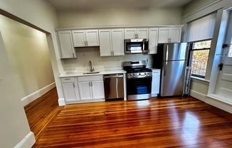 1 bed, 1 bath, 721 sqft, $2,300, Unit 404