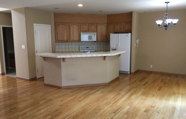 2318 Red Maple Court