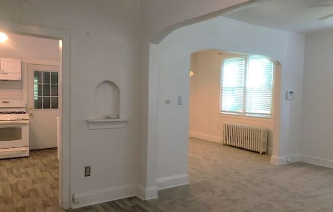 3 beds, 1 bath, $1,650