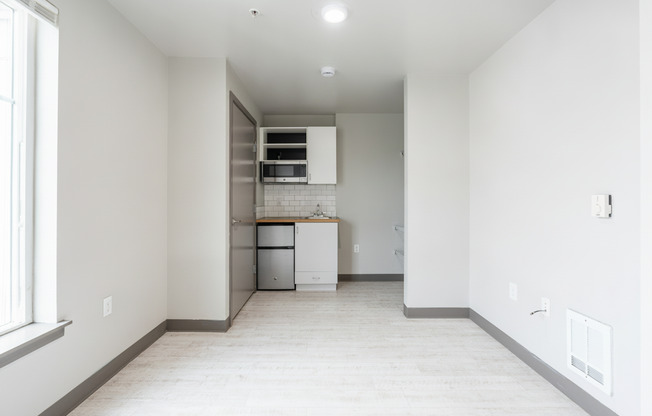 Studio, 1 bath, 152 sqft, $795, Unit 212