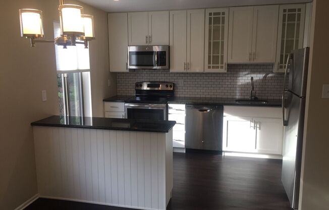 Devon Green Condominiums