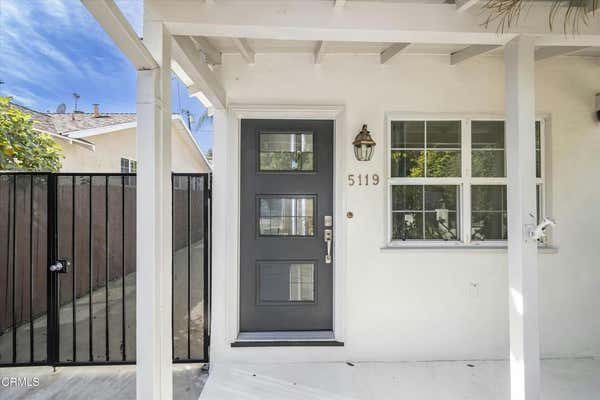 3 beds, 1 bath, 884 sqft, $3,995