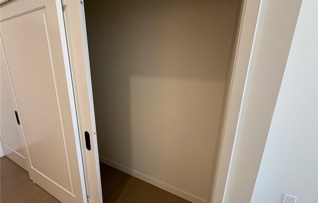 1 bed, 1 bath, 840 sqft, $3,400, Unit 1108