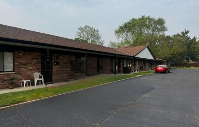 151 SOUTH LYON, LLC