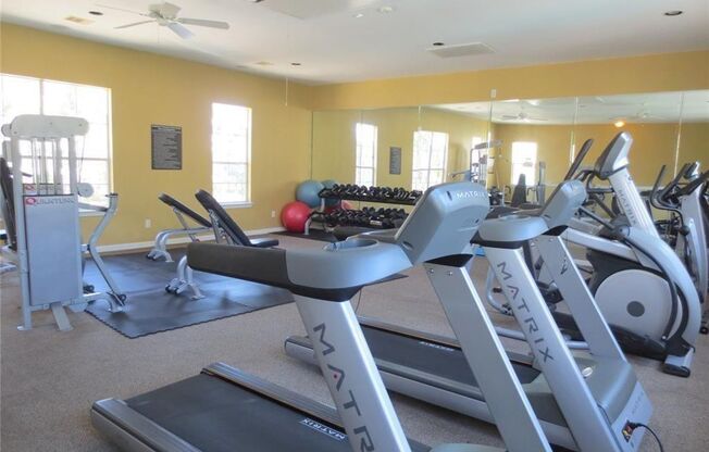 Stunning Townhome Near Medical Center!