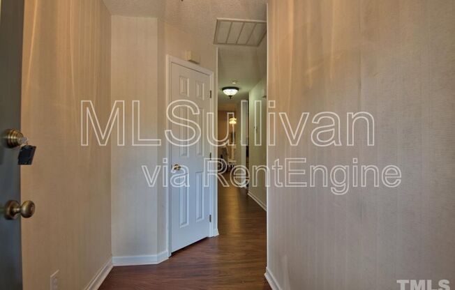 118 FRST OAKS DR