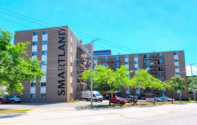 1 bed, 1 bath, 650 sqft, $799, Unit 714-R