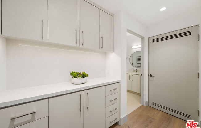 2 beds, 2 baths, 1,160 sqft, $5,395, Unit 107