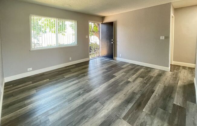 Oak Ridge Apartments
