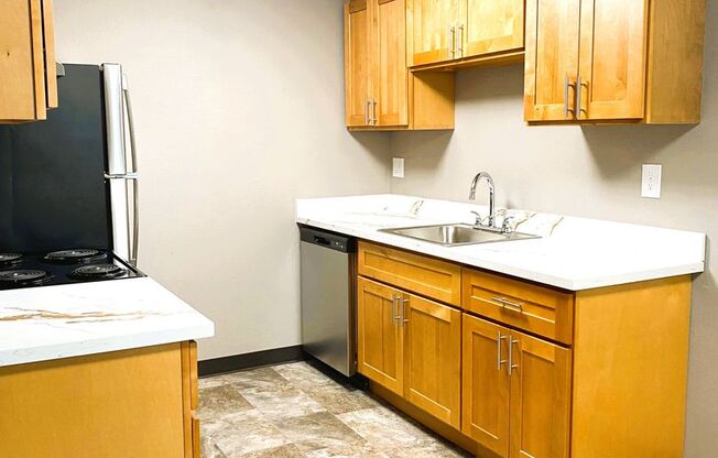 2 beds, 1 bath, 830 sqft, $1,285, Unit O-244