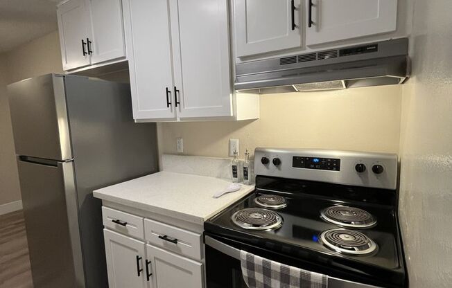 1 bed, 1 bath, 714 sqft, $2,250, Unit 042