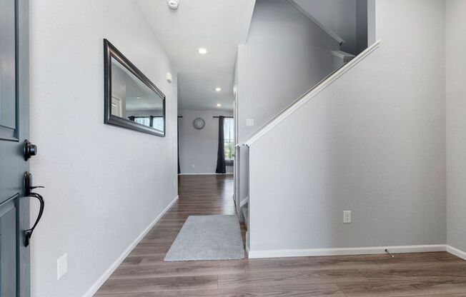 Stunning 3-Bedroom Home Near Boyd Lake