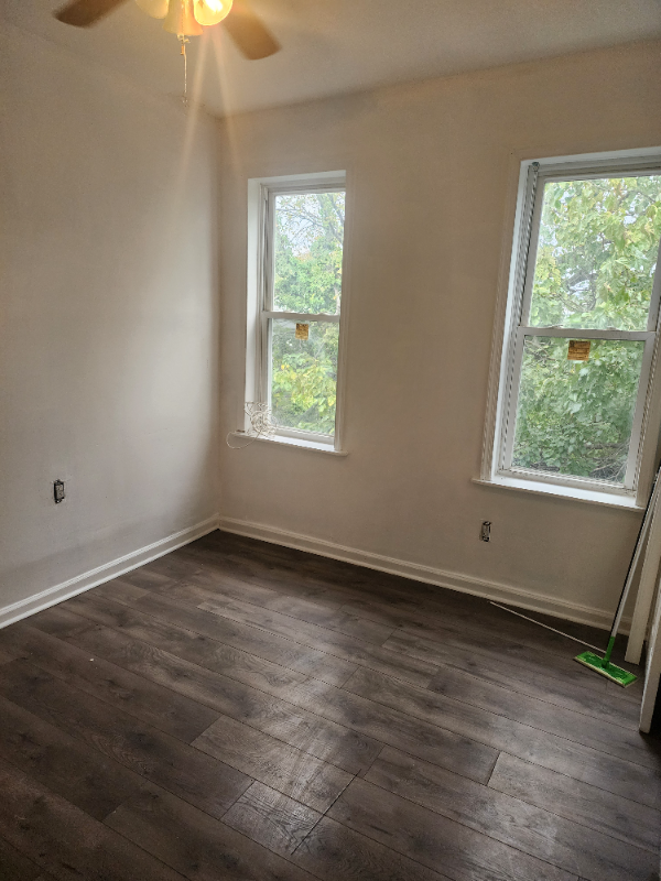 1400 S 52 ST