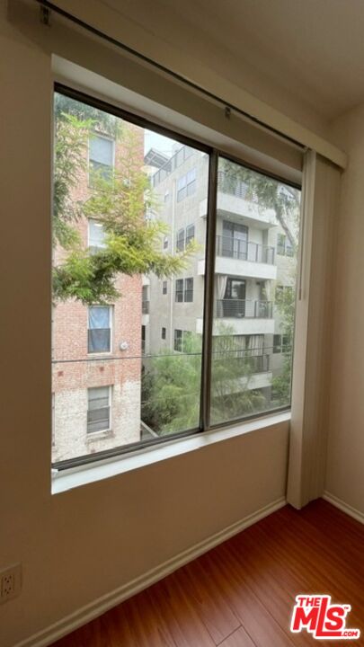 1 bed, 1 bath, 566 sqft, $2,100, Unit 352