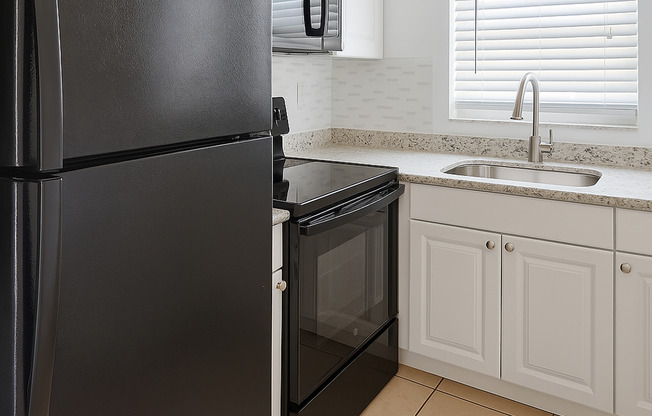 1 bed, 1 bath, 600 sqft, $1,850, Unit 06