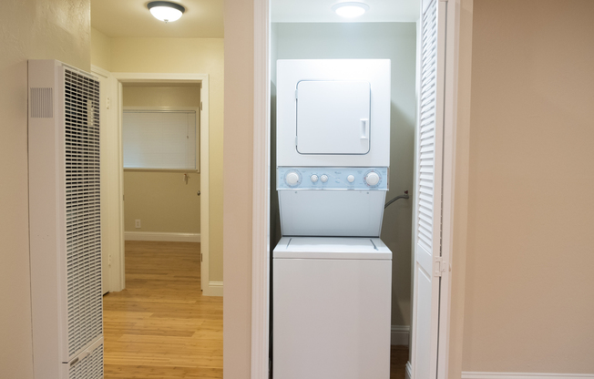 1128 - 1130 Bancroft