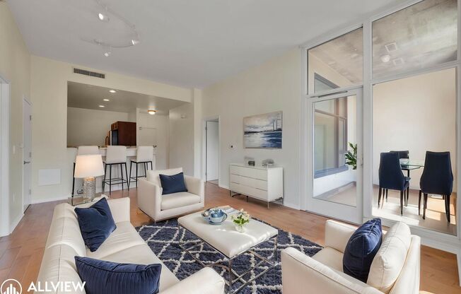 Location, Luxury, and Lifestyle – Top Floor 2BR/2BA in the Heart of the Gaslamp!